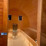 Feriehus Lesna Osada -dominikowo -sauna , Balia *