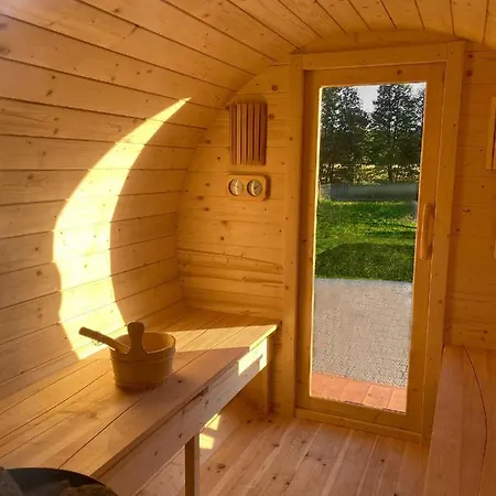 Casa vacanze Lesna Osada -dominikowo -sauna , Balia *