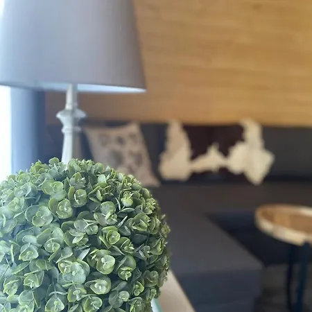 Lesna Osada -dominikowo -sauna , Balia 別荘