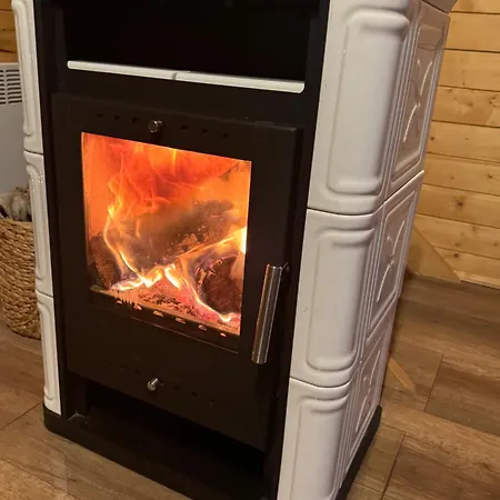 別荘 Lesna Osada -dominikowo -sauna , Balia