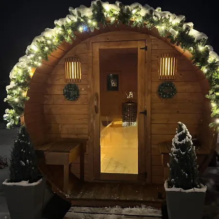 Lesna Osada -dominikowo -sauna , Balia 別荘 Dominikowo