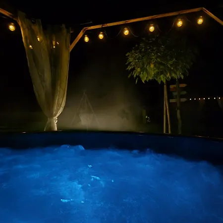 Vakantiehuis Lesna Osada -dominikowo -sauna , Balia Dominikowo