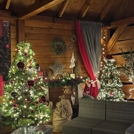 Holiday home Lesna Osada -dominikowo -sauna , Balia