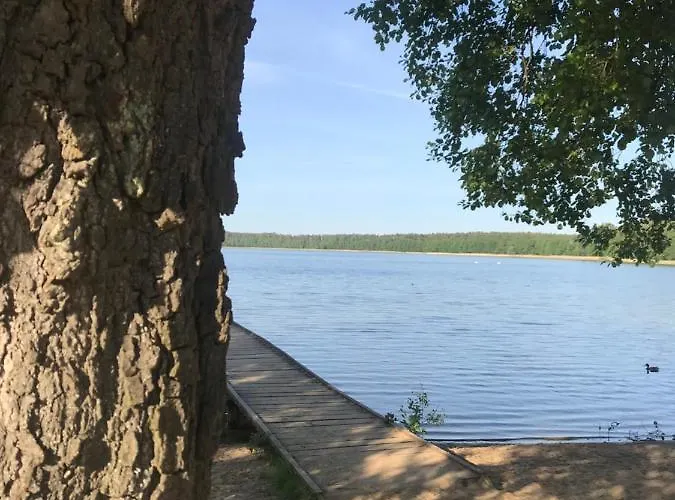 Lesna Osada -dominikowo -sauna , Balia Vakantiehuis *