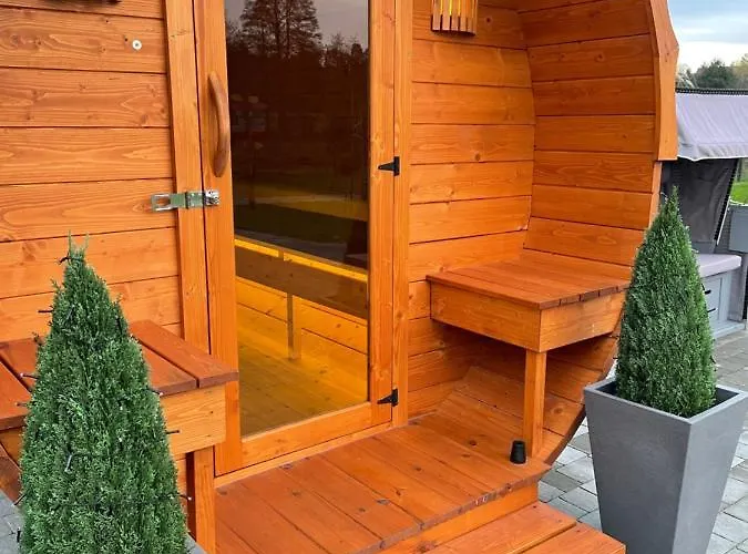 Lesna Osada -dominikowo -sauna , Balia