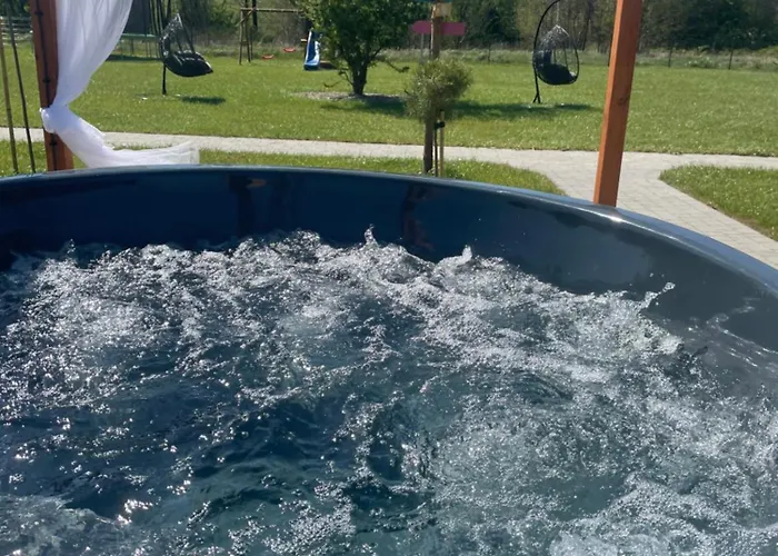 Lesna Osada -dominikowo -sauna , Balia