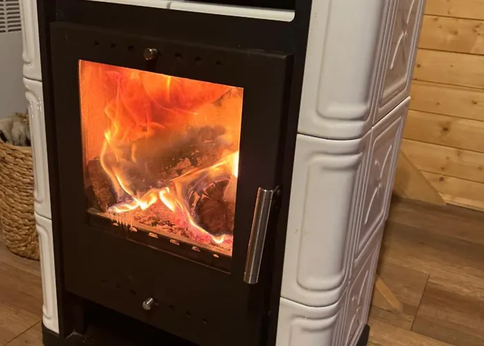 Vakantiehuis Lesna Osada -dominikowo -sauna , Balia