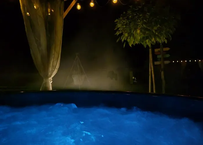 Vakantiehuis Lesna Osada -dominikowo -sauna , Balia Dominikowo