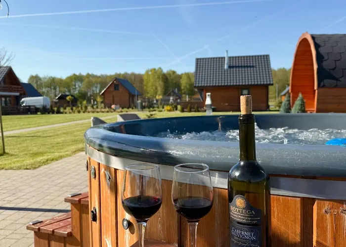 Vakantiehuis Lesna Osada -dominikowo -sauna , Balia